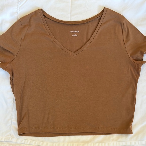 wild fable V-neck Cropped t-shirt - Picture 1 of 5